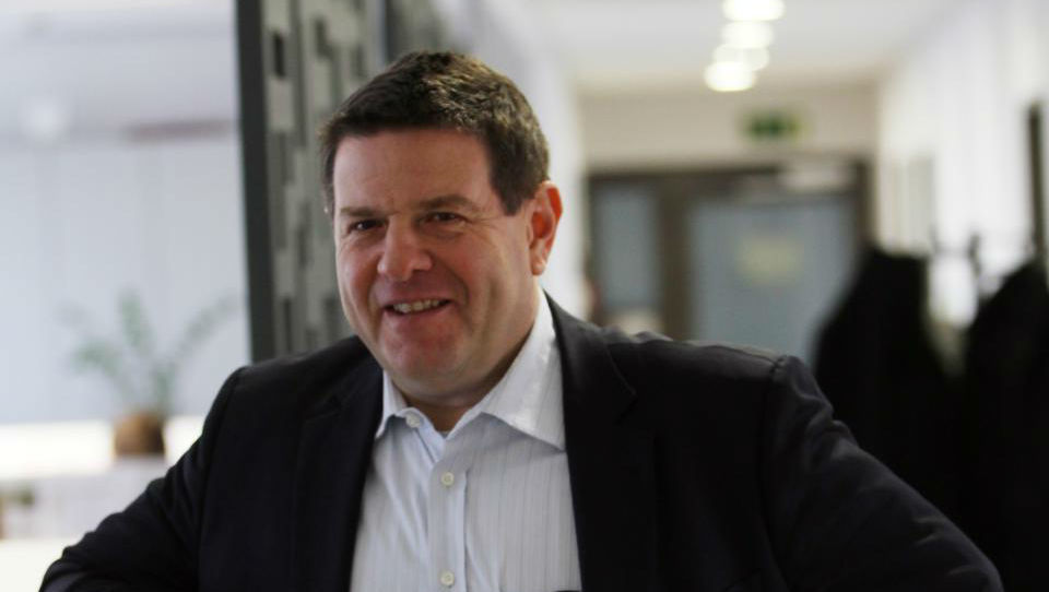 KFC končno v Sloveniji. Zakaj potrebujemo ameriške piščance?