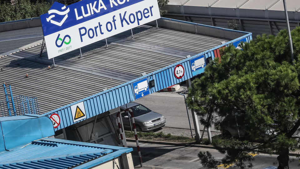 Akcija: Cerar povečuje koncesijsko območje Luke Koper 
