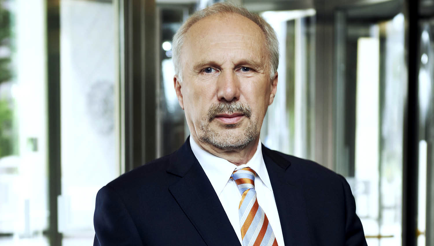 Avstrijski guverner: Bitcoin pomaga kriminalcem