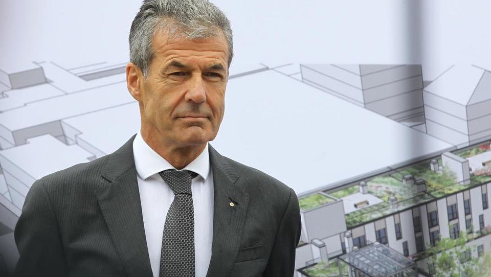 Stojan Petrič & Co. zaprli lastništvo Kolektorja 